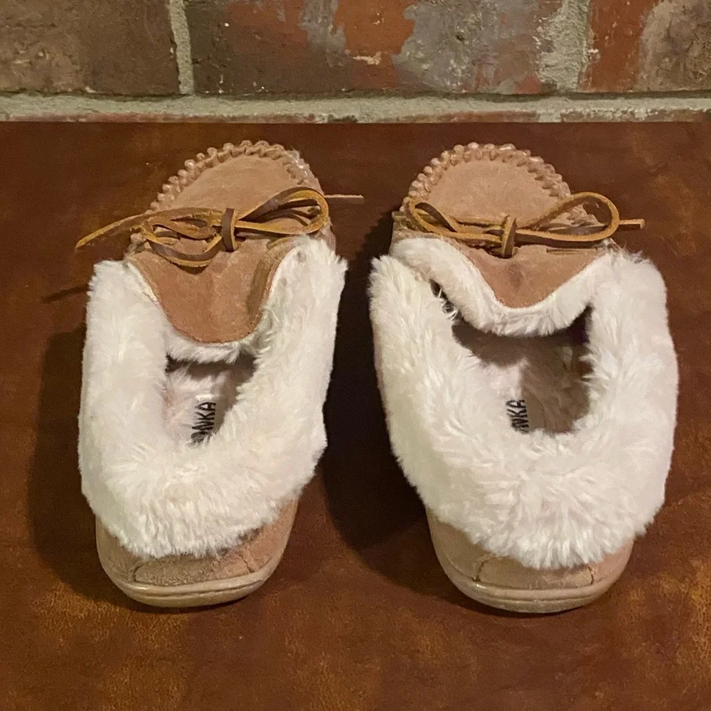 MINNETONKA Moccasin - Picture 4 of 7